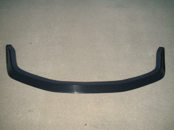 大大特価　新品フロントリップ　スカイラインＲ３２　ＧＴＲ用