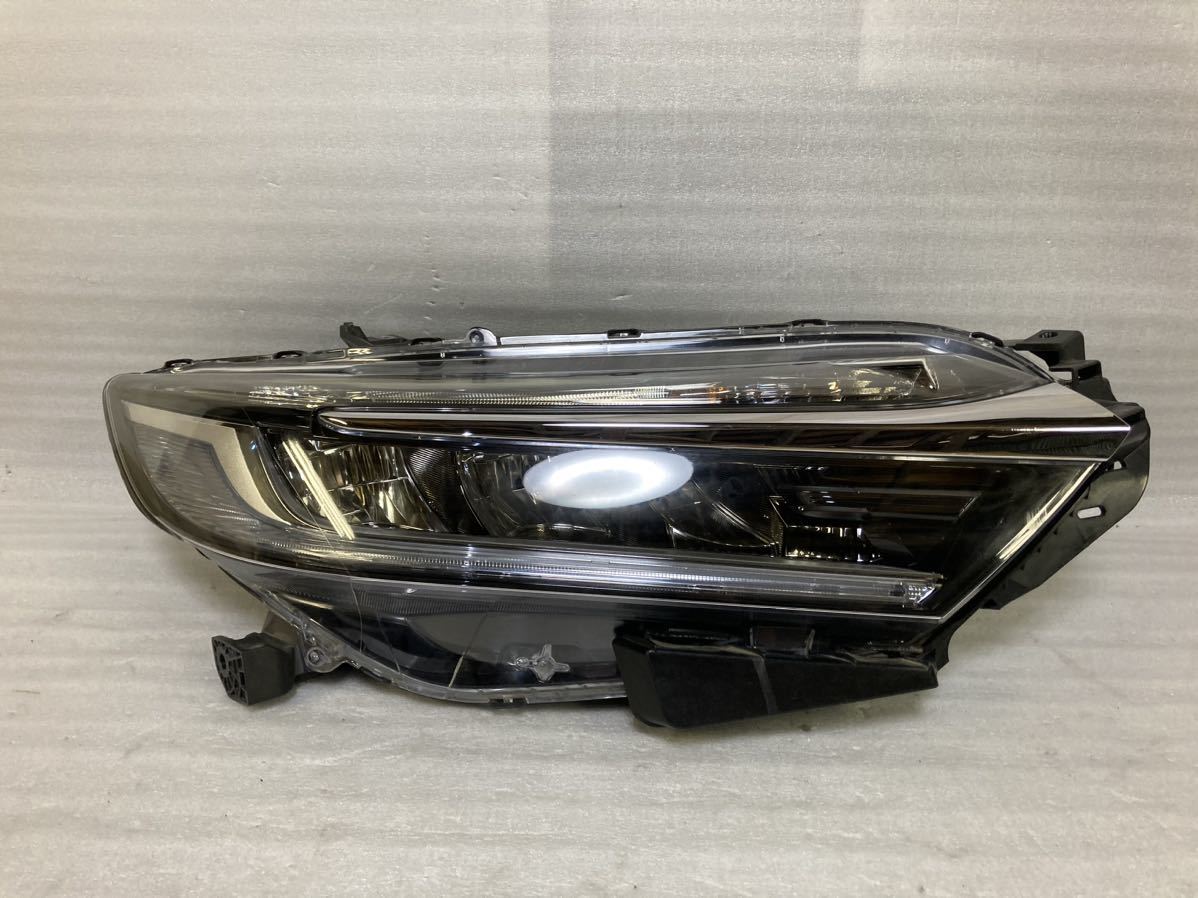 9152 シャトル ハイブリッド GP7 LED 右ヘッドライト 33100-TD4-J12