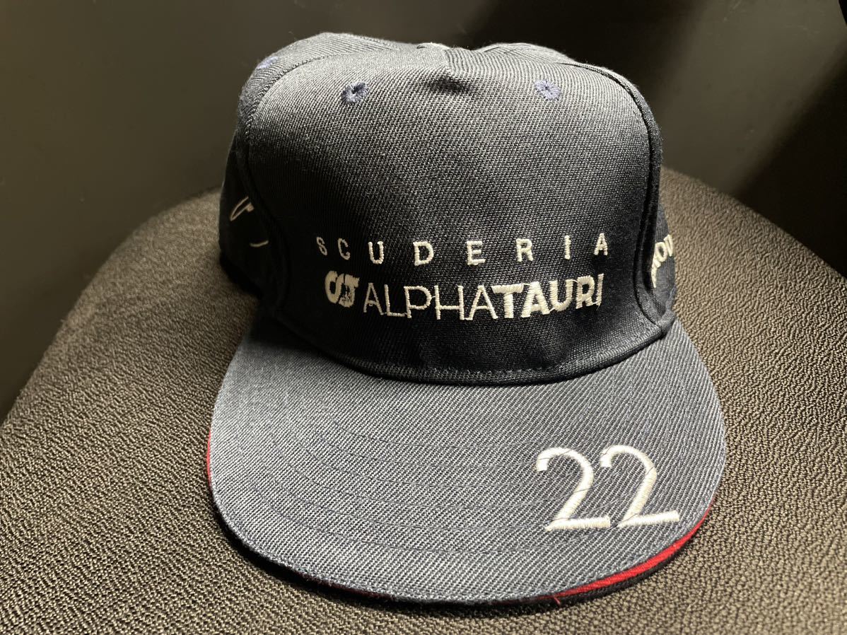 【新品・即納・送料無料】F1 2023 アルファタウリ　レッドブル　 角田裕毅 キャップ