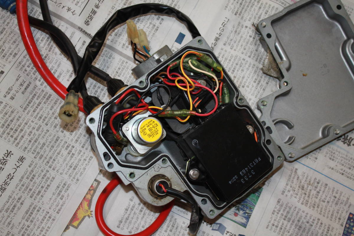 ☆カワサキ750SX系電装BOX☆美品で綺麗です☆動作9月