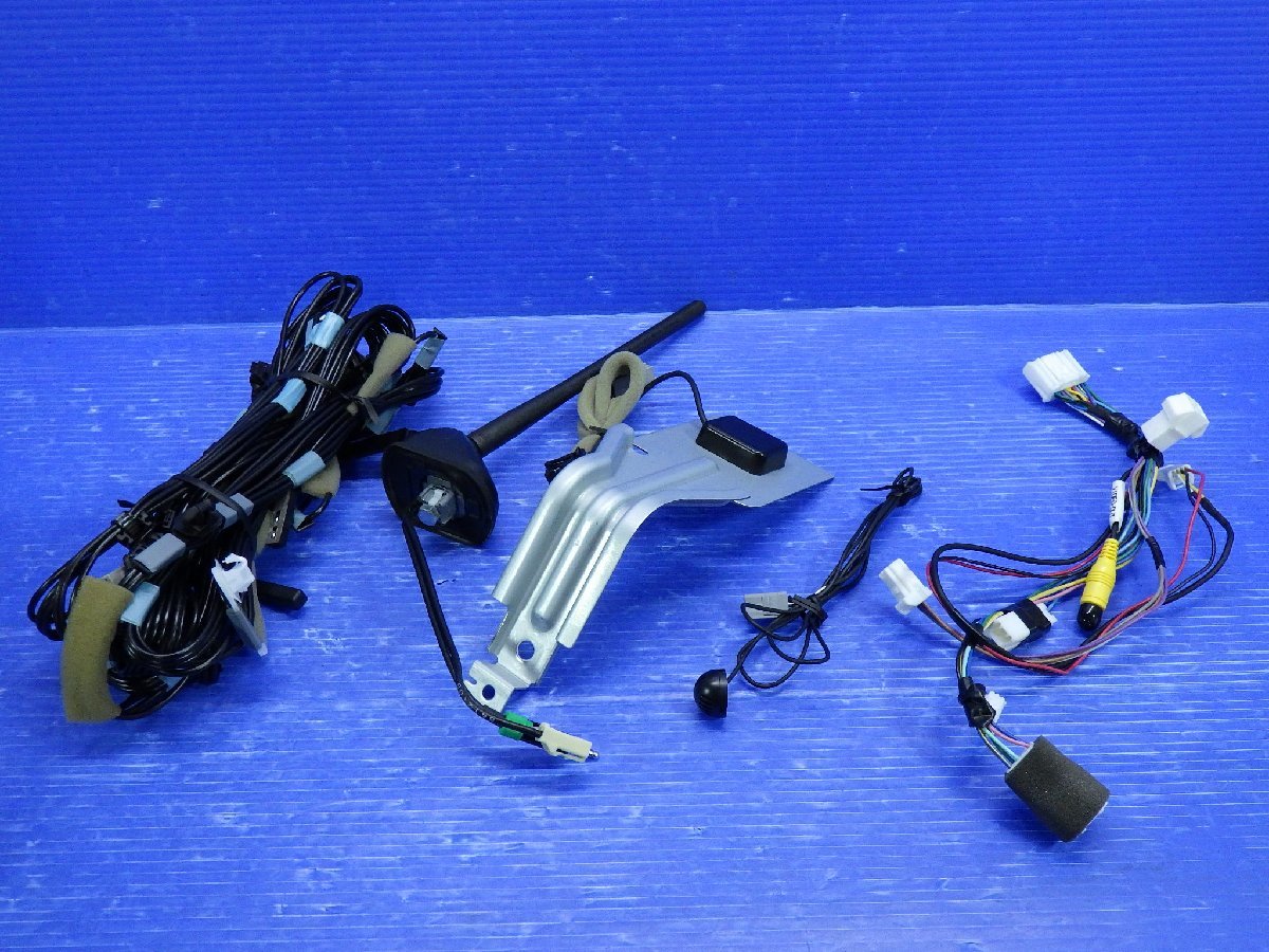 三菱 純正オプション メモリーナビ MM318D-WM MZ609755NP DVD CD 