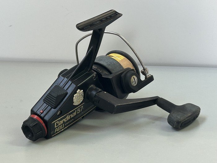 ヴィンテージ【Abu アブ Cardinal 57 カーディナル スピニングリール