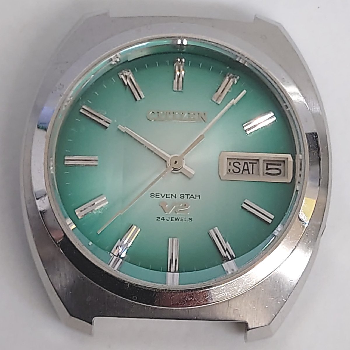 72690439_4