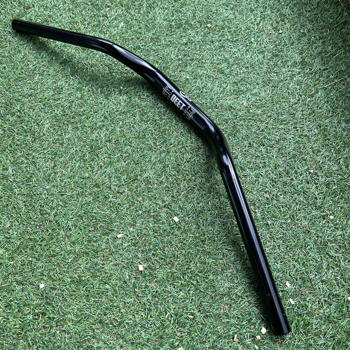 BEET テーパーハンドルバー