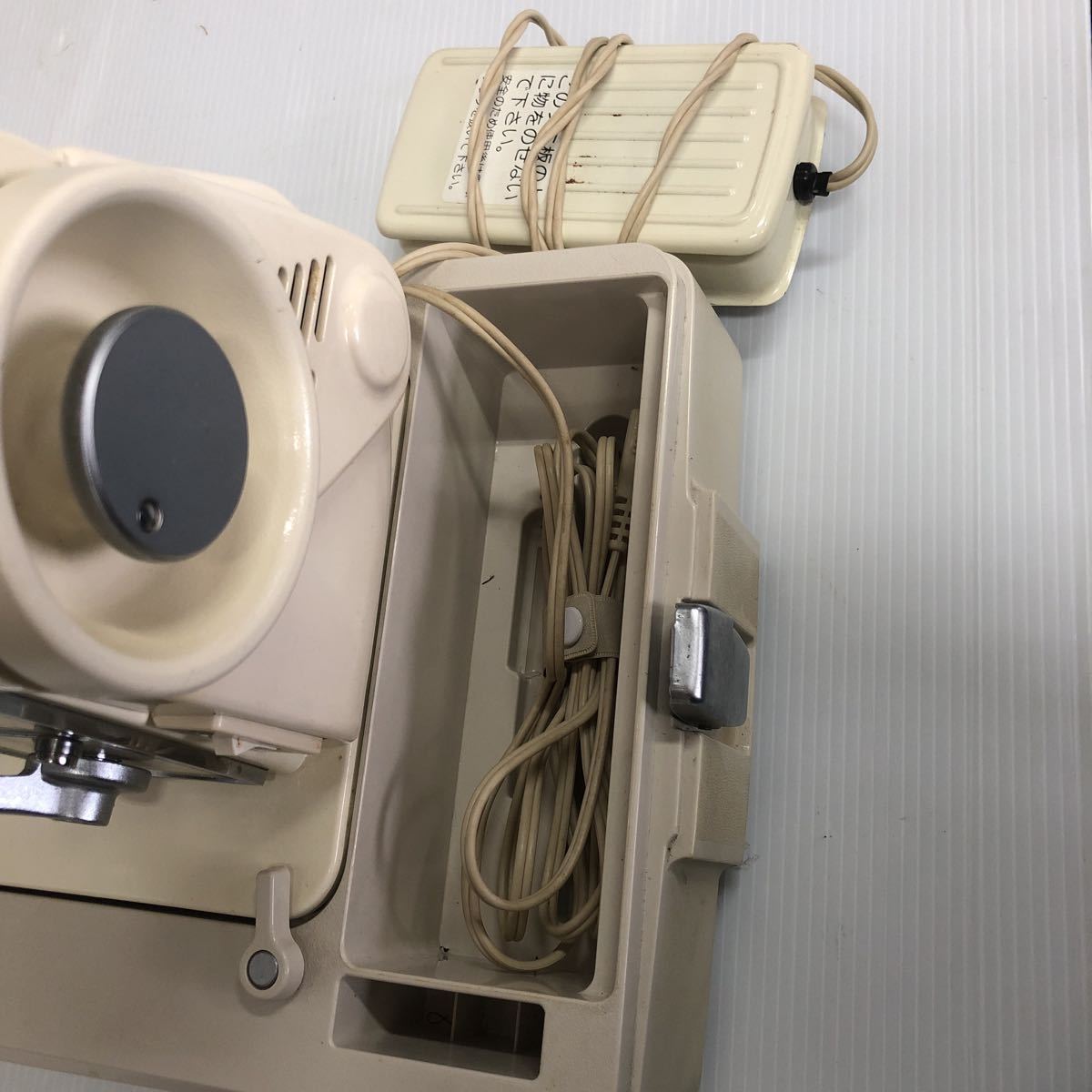 ［Kec］【美品】brother ブラザーミシン ZZ2-B711A ハンドクラフト フットペダル ハンドクラフト 手工芸
