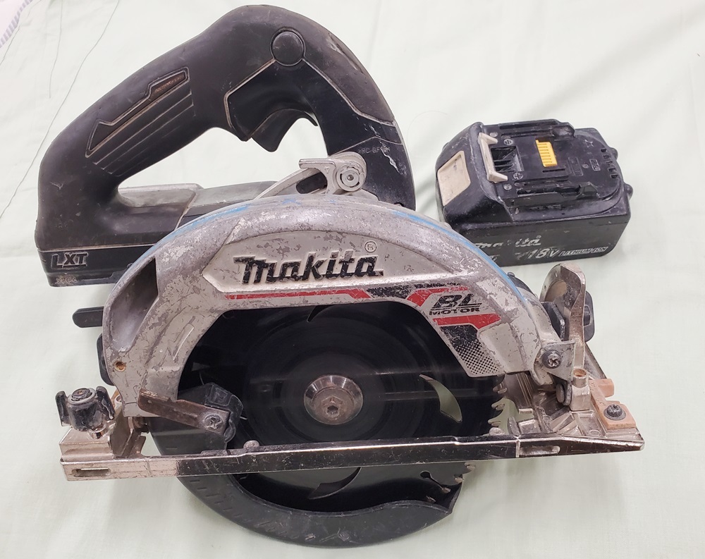 A019　makita　165mm　充電式マルノコ　18V　HS631D本体＋バッテリ1個　簡易動作OK　現状渡し　送料無料！　E000