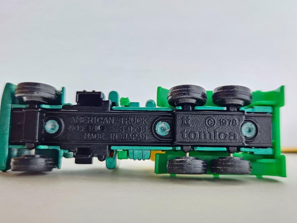 2025，送料無料 トミカ 日本製トミカ アメリカン ミキサー車