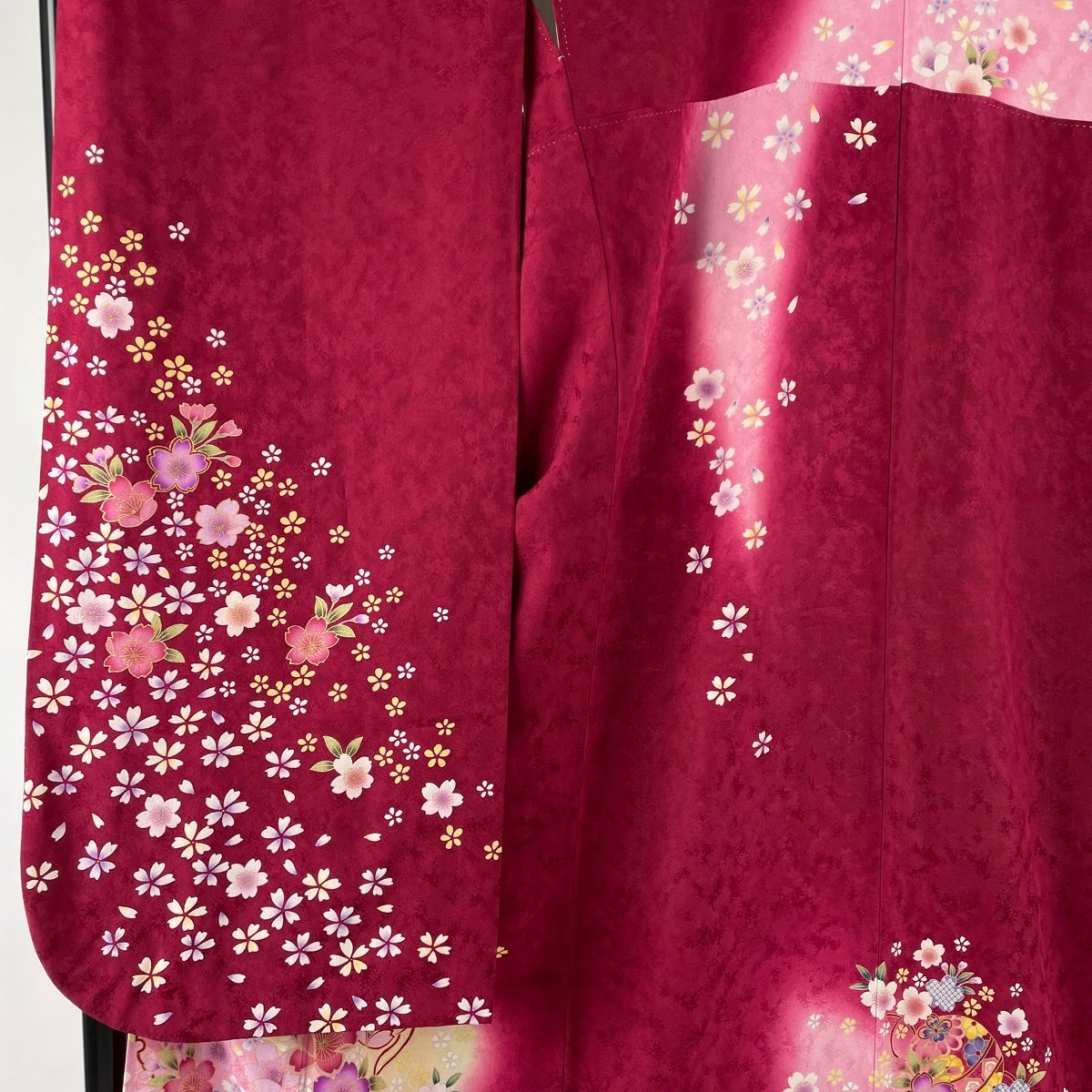 美品 振袖 身丈167cm 裄丈66cm M 袷 牡丹 桜 金彩 刺繍 赤 正絹