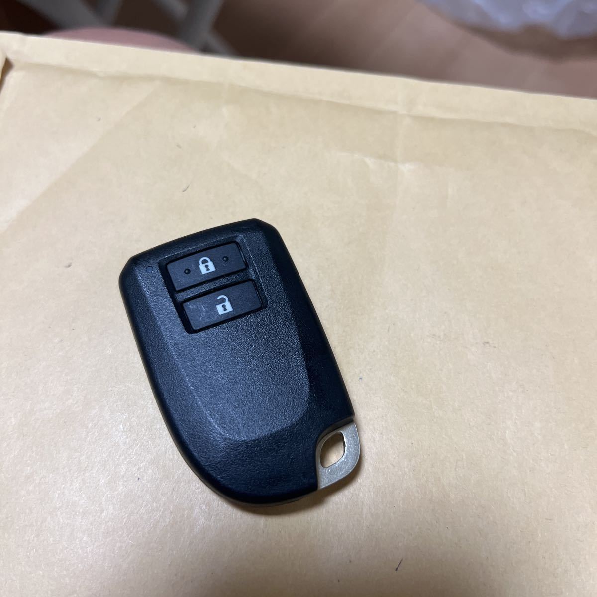 超美品☆送料無料 トヨタ ハイエース レジアスエース 2ボタン スマートキー