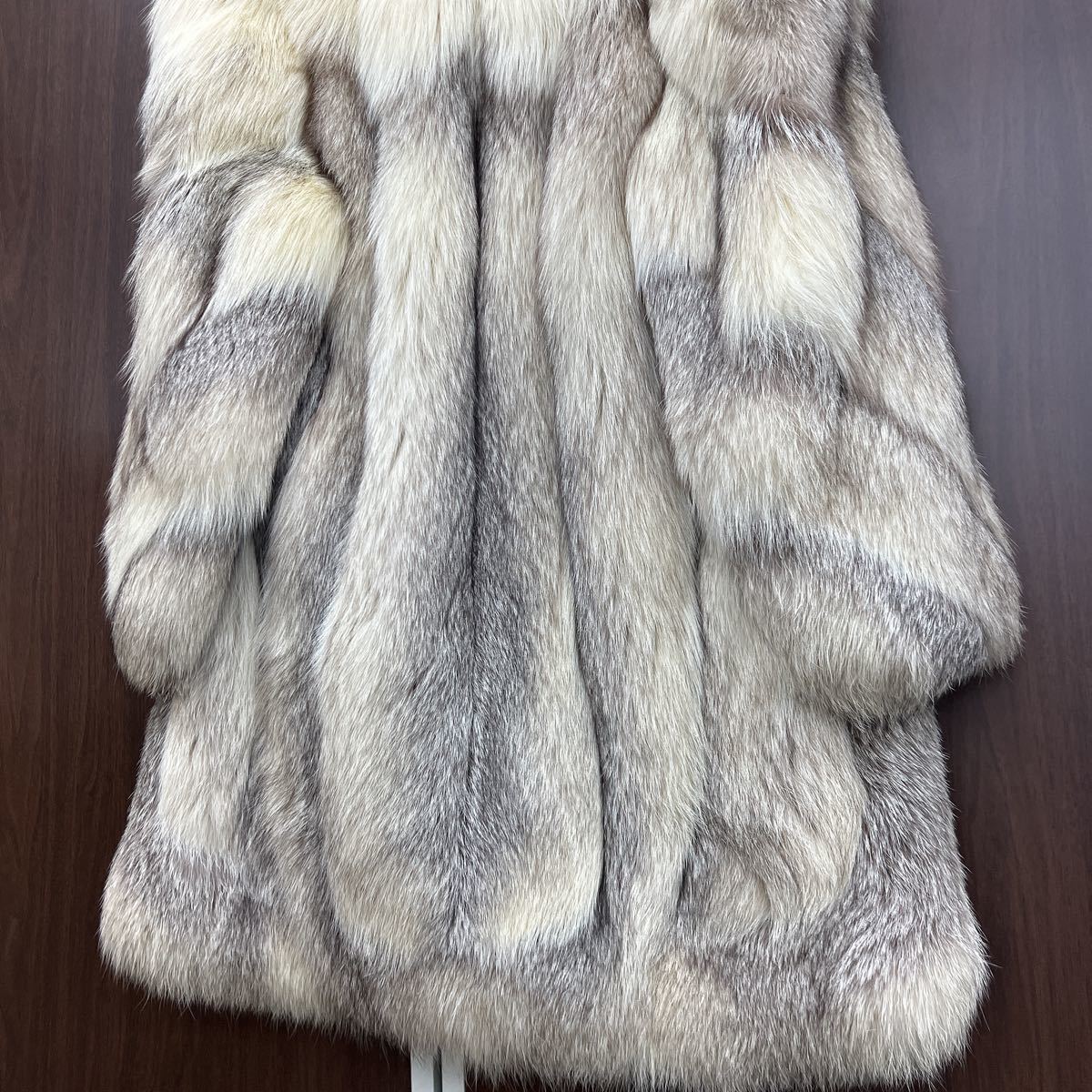 毛皮コート　フォックスファー　EMBA 16. 毛皮 EMBA エンバ FOX フォックス ファーコート ロングコート