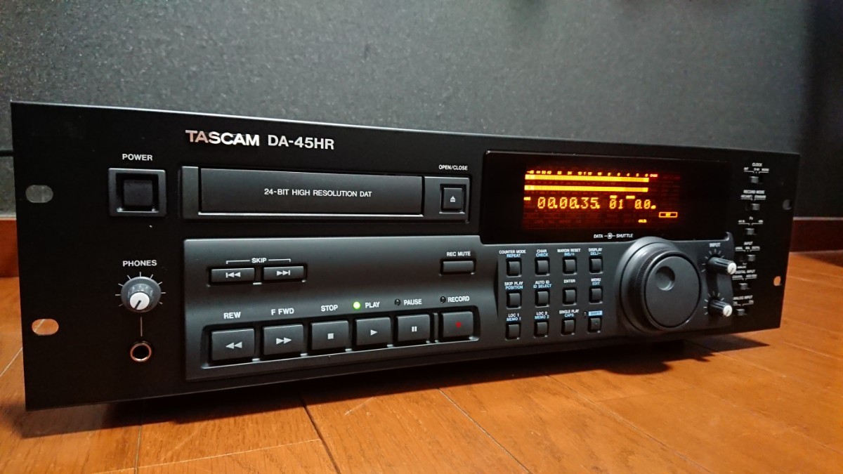 TASCAM DA-45HR MD-801MKII 業務用DAT/MDデッキ 2台セット 状態 【公式