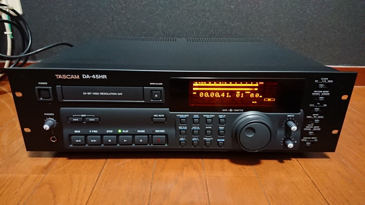 TASCAM DA-45HR MD-801MKII 業務用DAT/MDデッキ 2台セット 状態 【公式