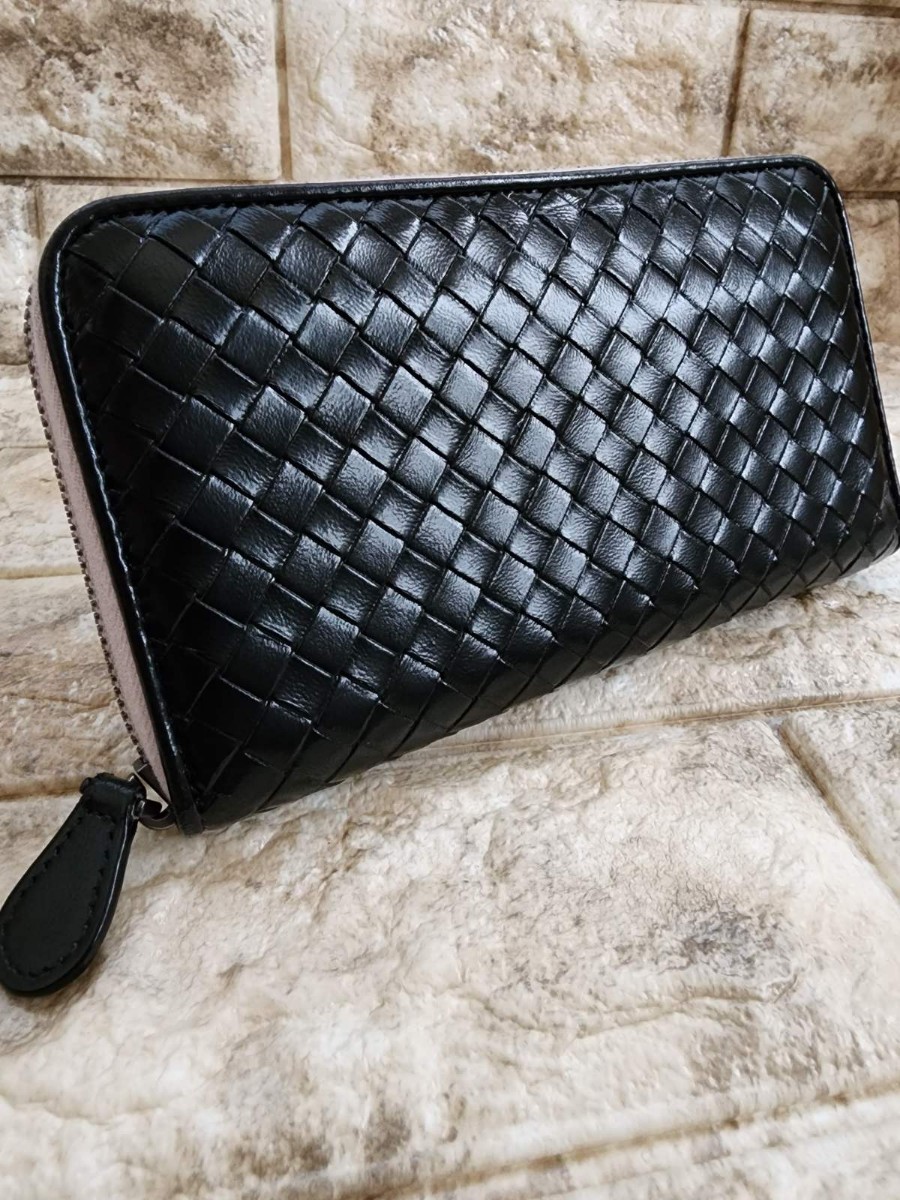 美品　ボッテガヴェネタ 　長財布　ラウンドファスナー ブラック 