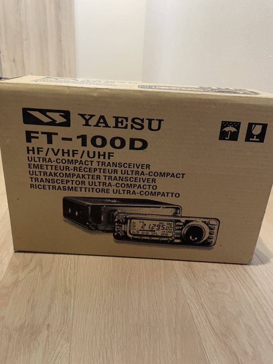 YAESU FT-100D ヤエス 無線機 YAESU FT-100D トランシーバー ジャンク
