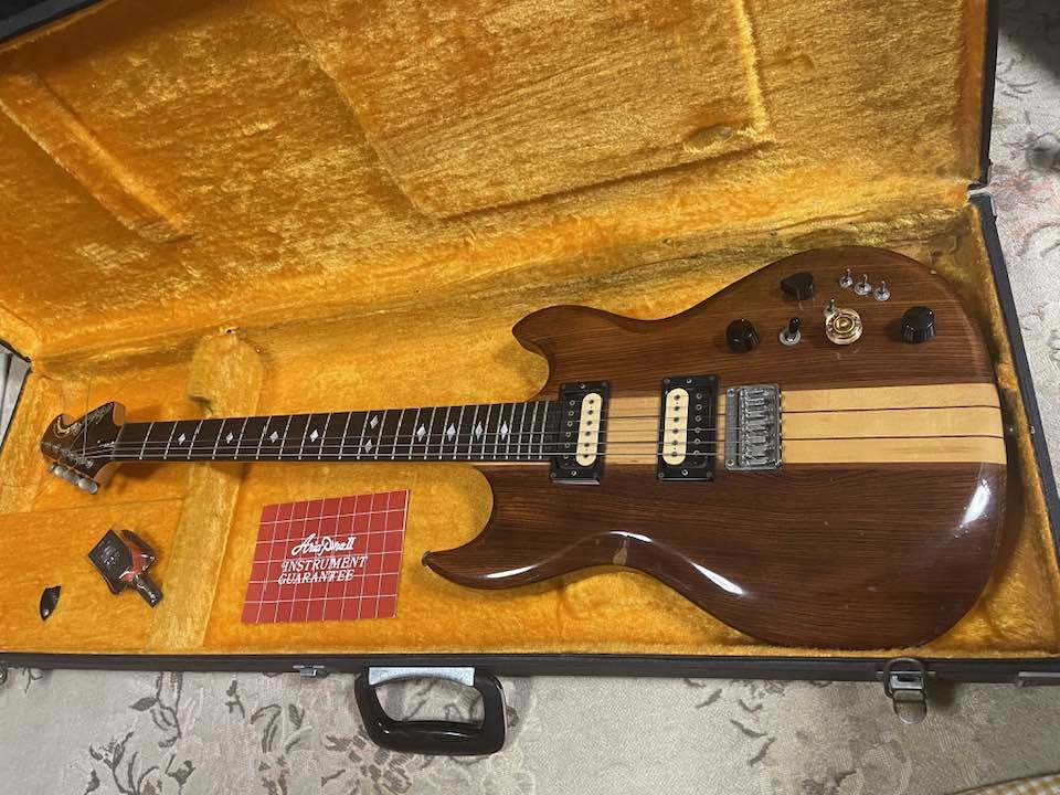 Aria ProⅡ TS600 WA ハードケース付き 80年代？（1979年) Aria TS