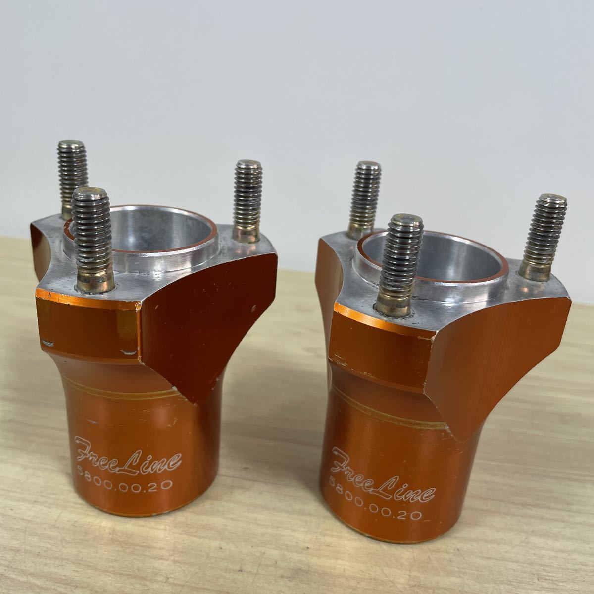 レーシングカート用　FREELINE・BIREL フロント17Φ ホイールハブ 左右2個セット