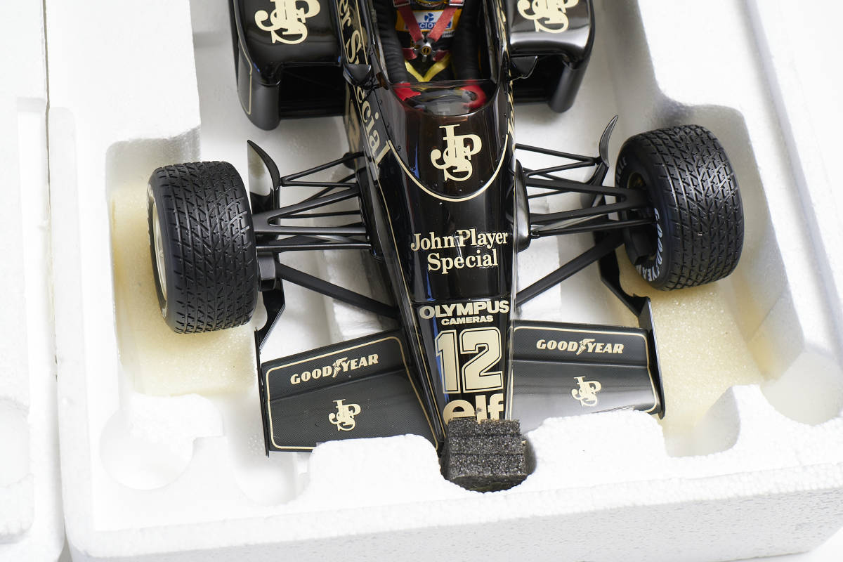 ミニチャンプス 1/12 1985 ロータス ルノー 97T アイルトン・セナ