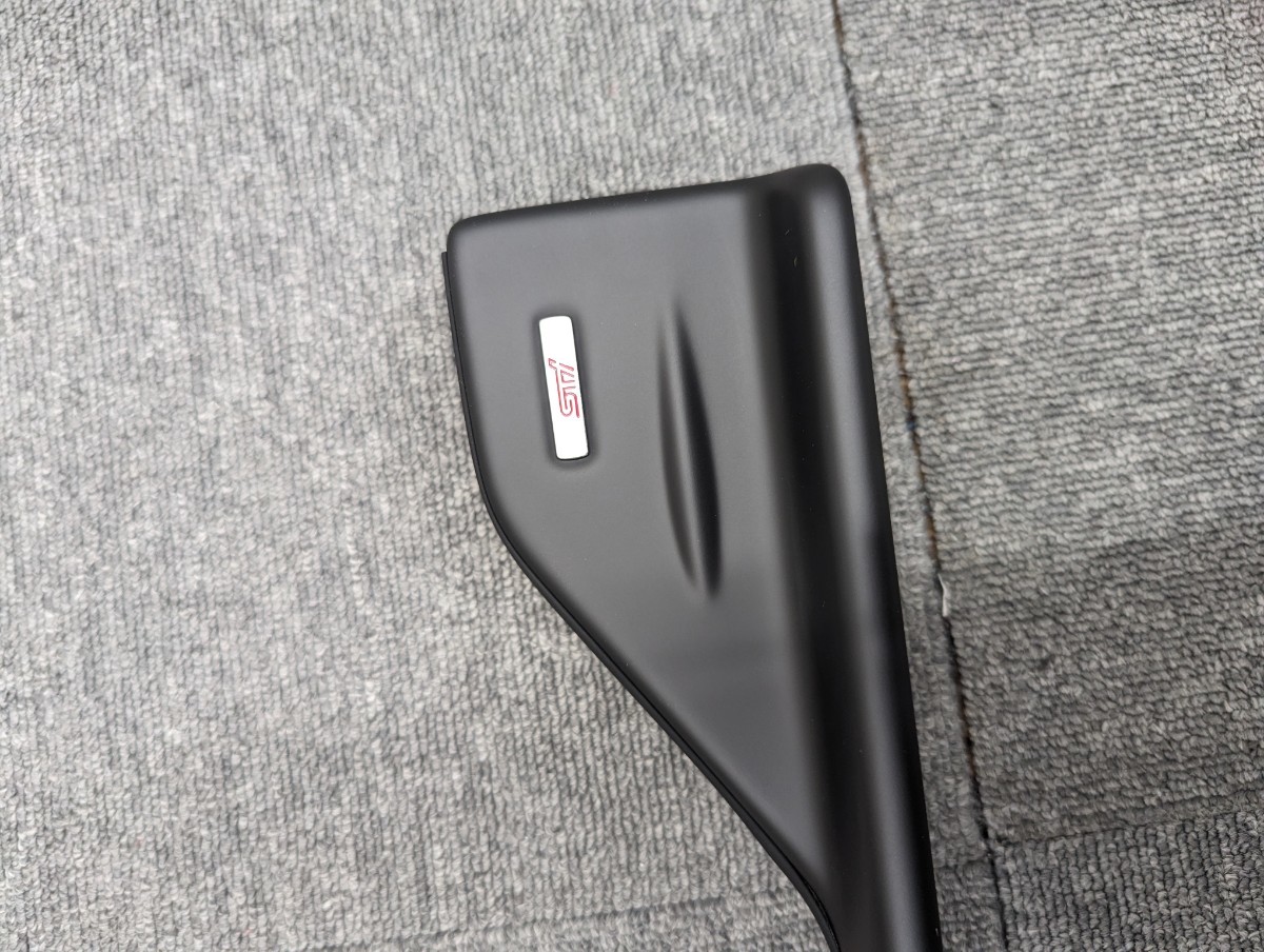 スバルWRX STI サイドアンダースポイラー　左　CBA-VAB