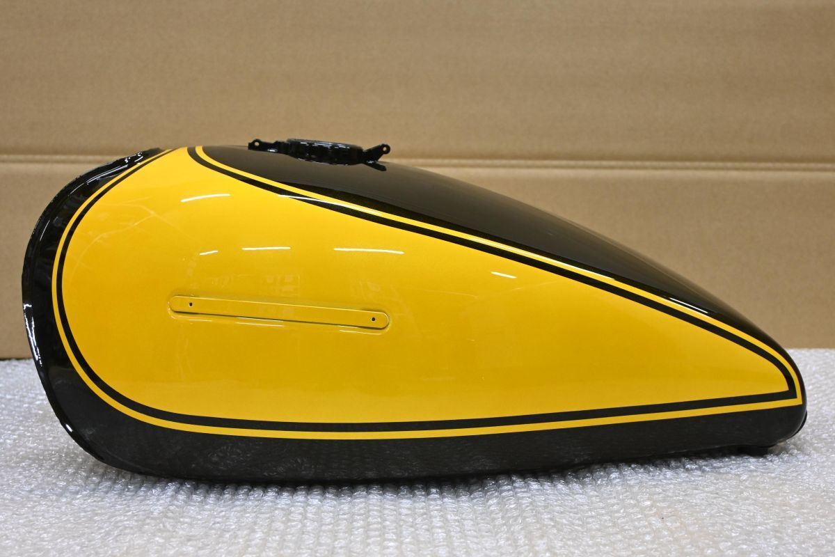 新品 Z1 Z2 750RS ショートピッチ イエローボール ガソリンタンク MRS