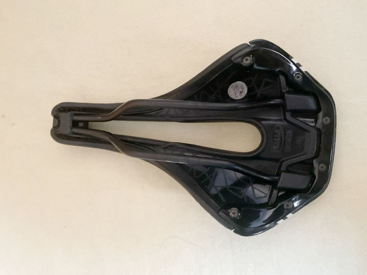 Novus Boost Selle NOVUS BOOST TM EVO セライタリア selle Superflow