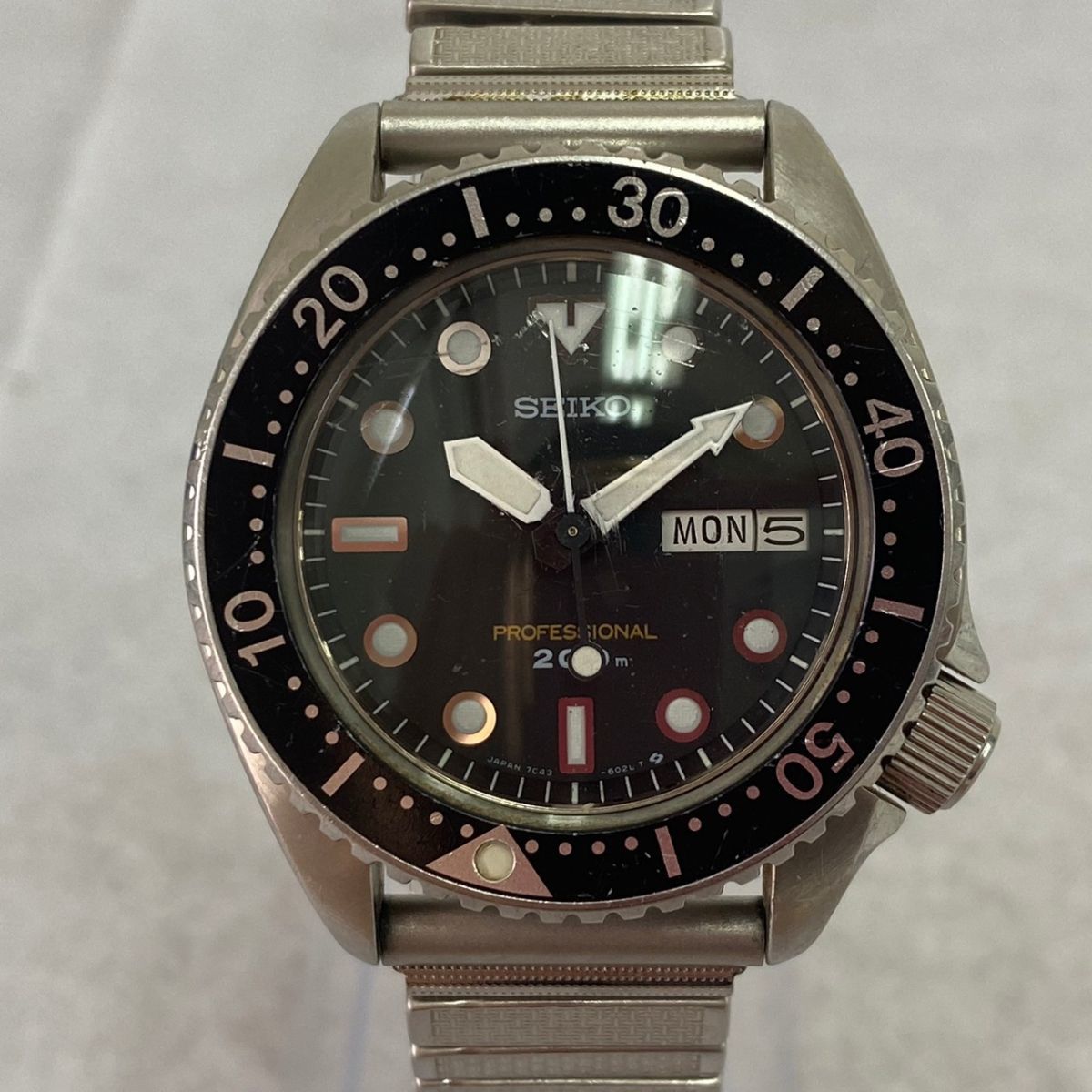 A336-D1-127 ◎ SEIKO セイコー Professional 200M プロフェッショナル 7C43-6010 クォーツ デイデイト ブラック文字盤 メンズ 腕時計 ②