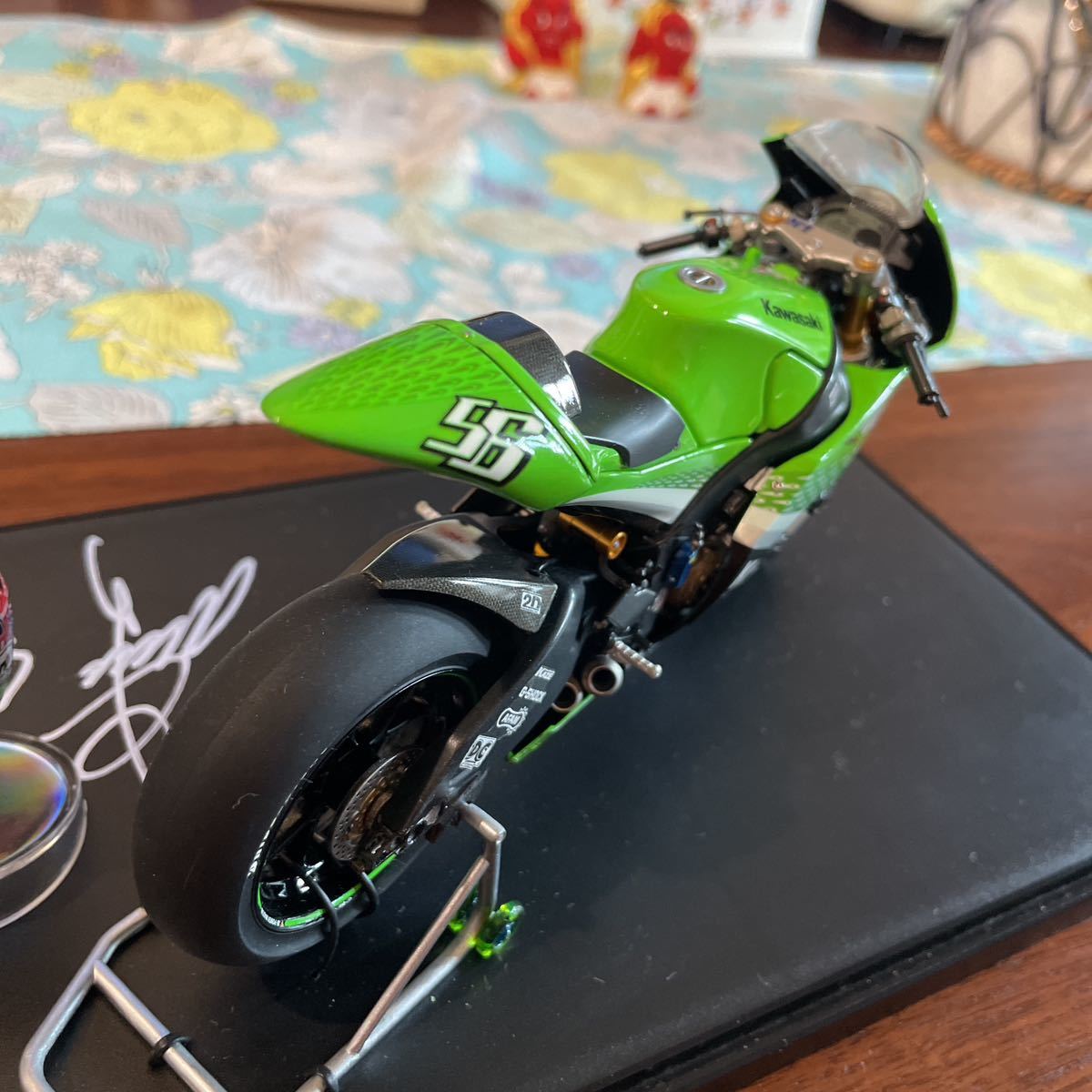 タミヤ 1/12 Ninja ZX-RR 組立済み完成車 #56中野真矢車 【公式通販】