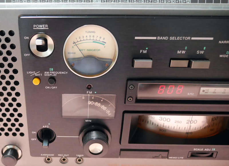 SONY ICF-6800A 著名会社による整備・調整済み 美品 取説とカタログの