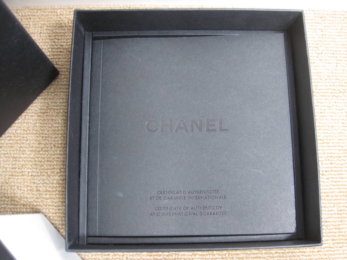 ☆CHANEL シャネル 腕時計の空箱のみ 白い箱☆HORLOGERIE ケース 