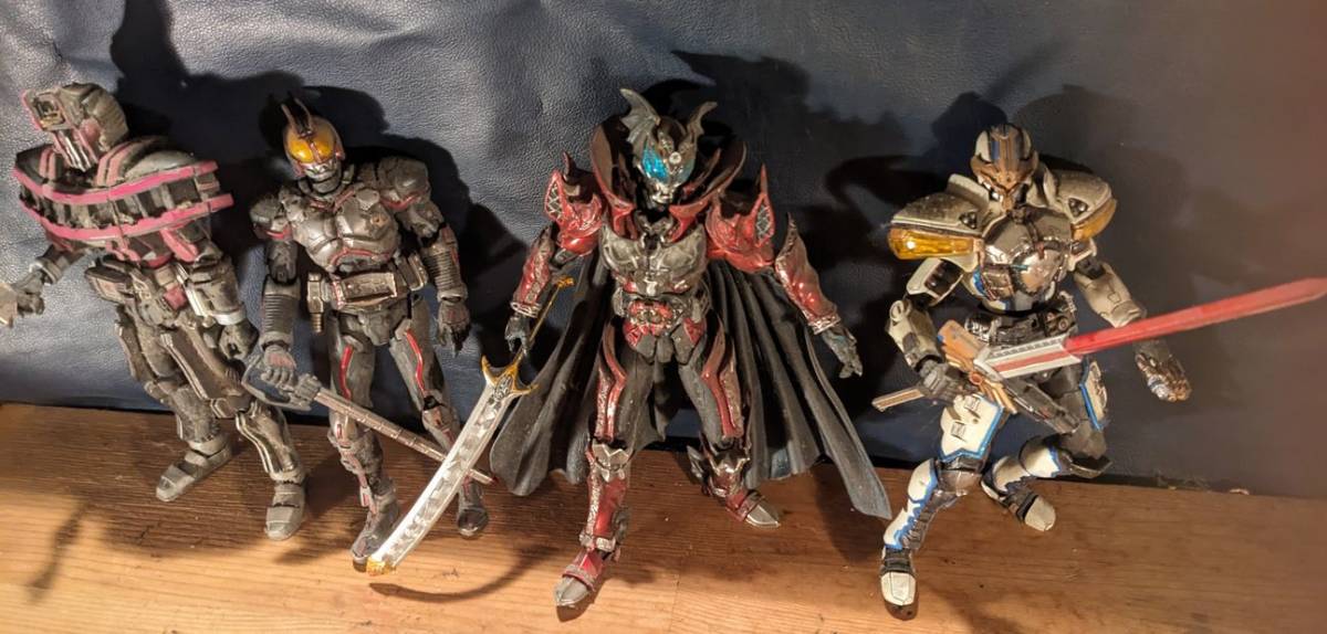 S.I.C. VOL.54 仮面ライダーイクサ 仮面ライダーキバ & ダークキバ