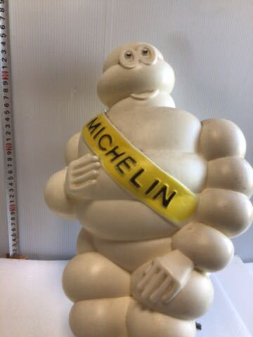 ミシュランビバンダム人形のビッグサイズのディスプレイ用です‼️