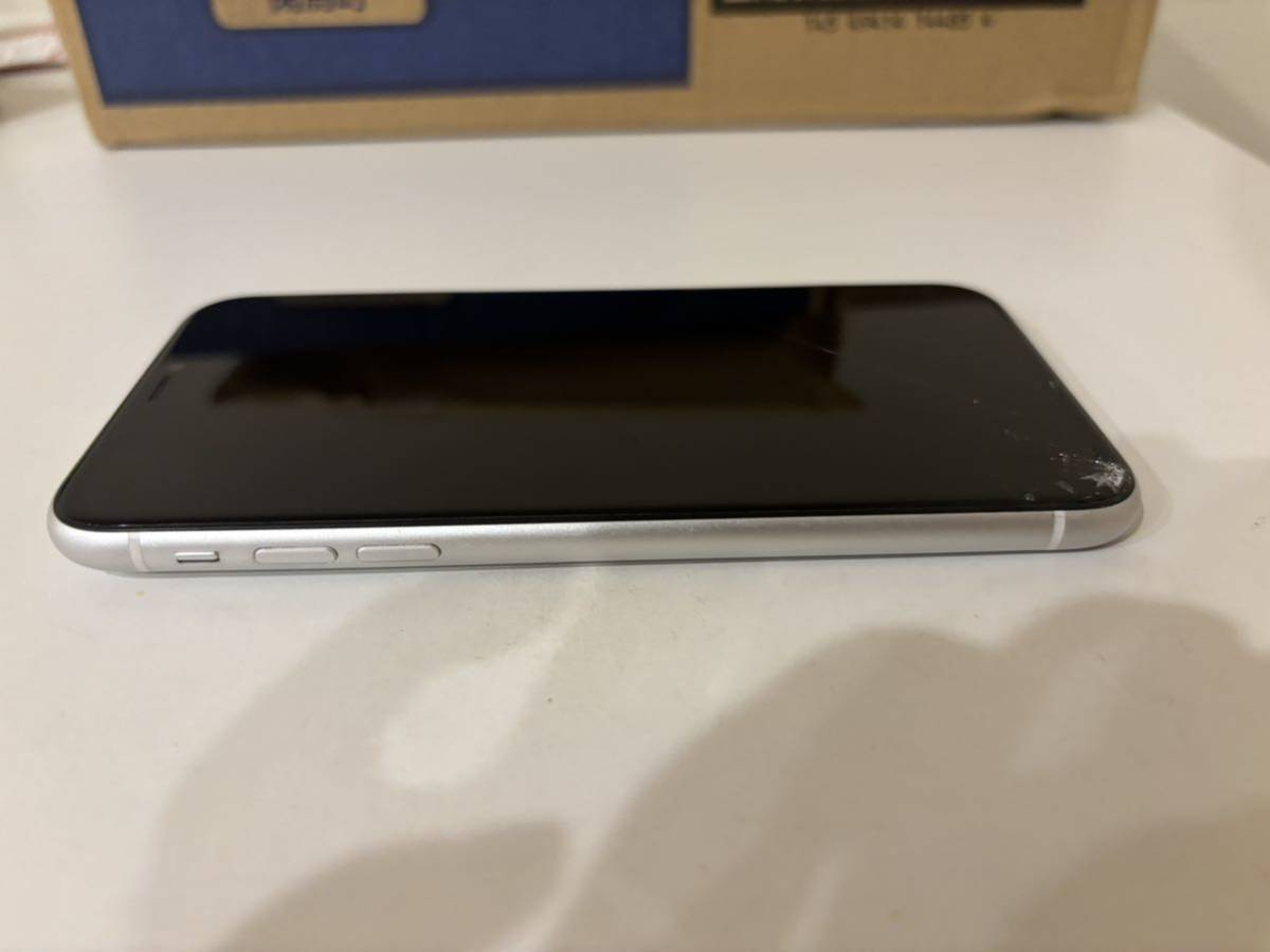 送料無料】iPhone XR SIMフリー 64GBホワイト Apple 画面割れ 機種