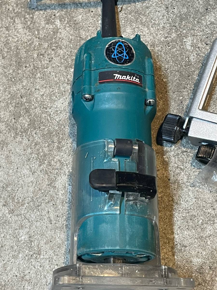 ★送料無料　付属品、ビット付き　 makita マキタ 3707FC 電子トリマ _2