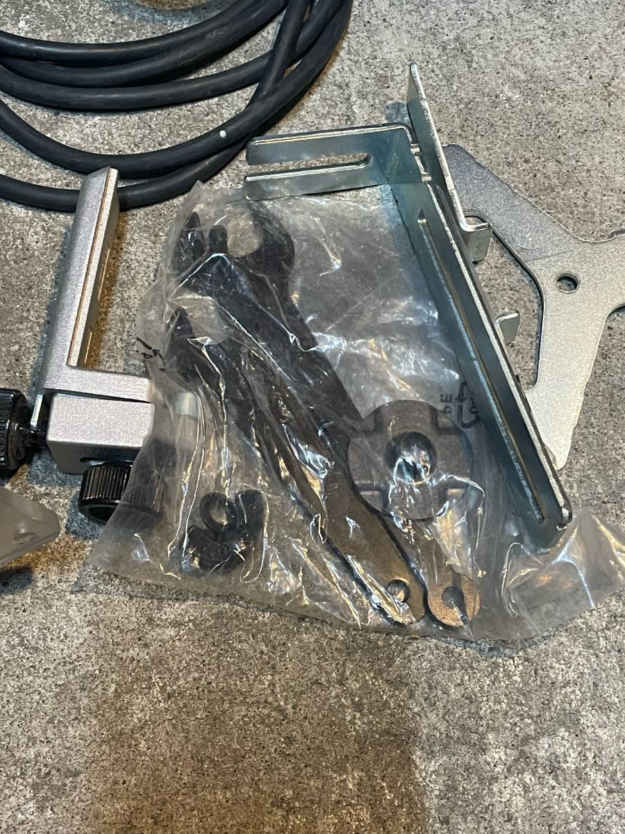 ★送料無料　付属品、ビット付き　 makita マキタ 3707FC 電子トリマ _5