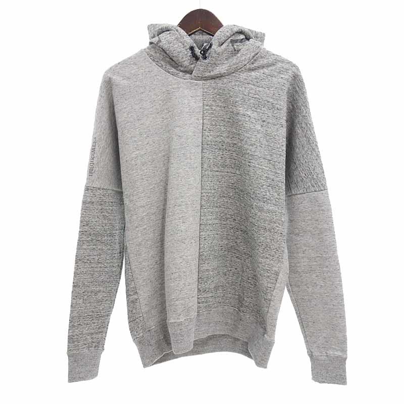 1 PIU 1 UGUALE 3 × R[ONE] RONE135 LS01 スウェット プルオーバー パーカー