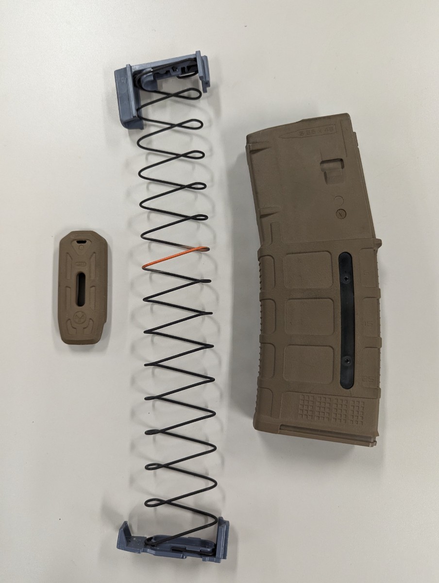 米軍実物 放出品 マグプル MAGPUL PMAG 30連マガジン WINDOW 両窓 5.56mm