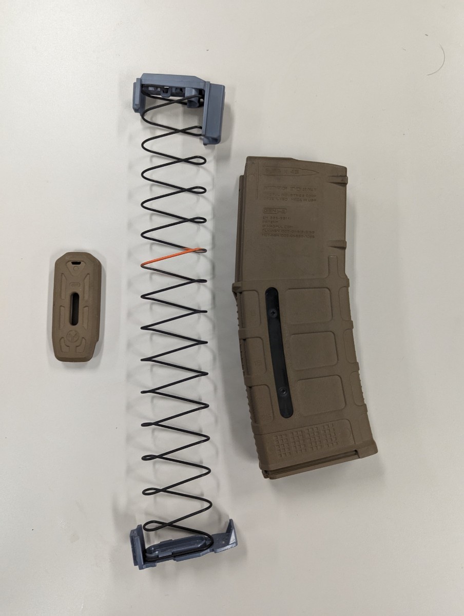 米軍実物 放出品 マグプル MAGPUL PMAG 30連マガジン WINDOW 両窓 5.56mm