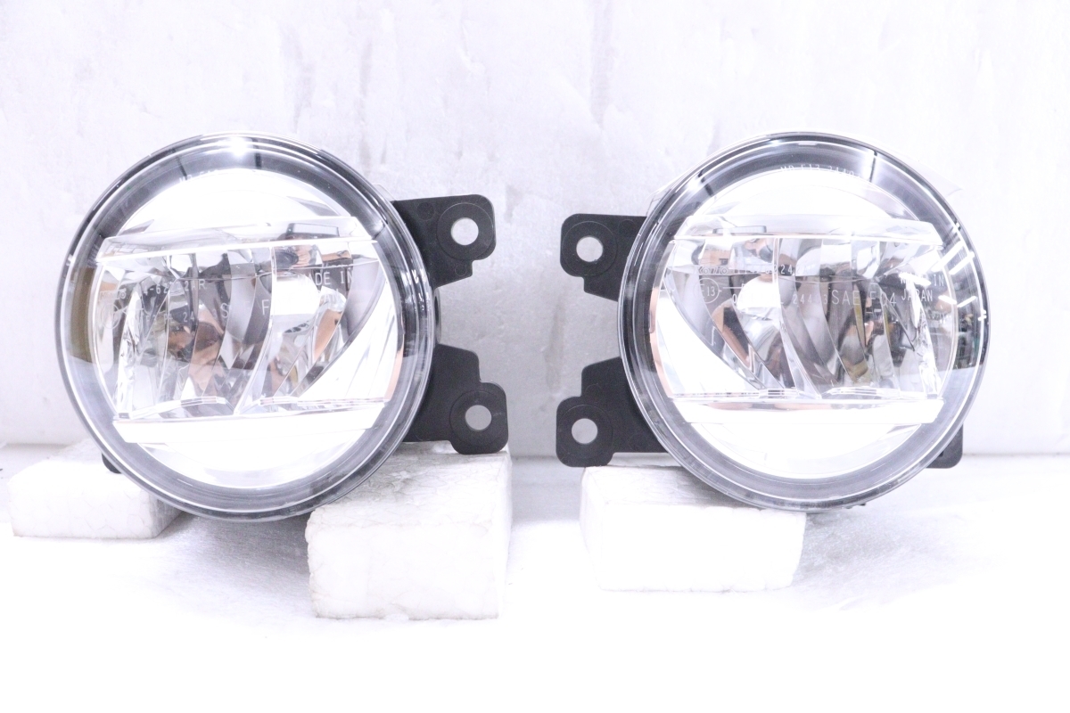 30-695★美品★後期 LED GK3 GP5 フィット★左右フォグランプ KOITO 114-62242 62242 ASSY GK4 GP6★ホンダ シャトル 純正 (KK)