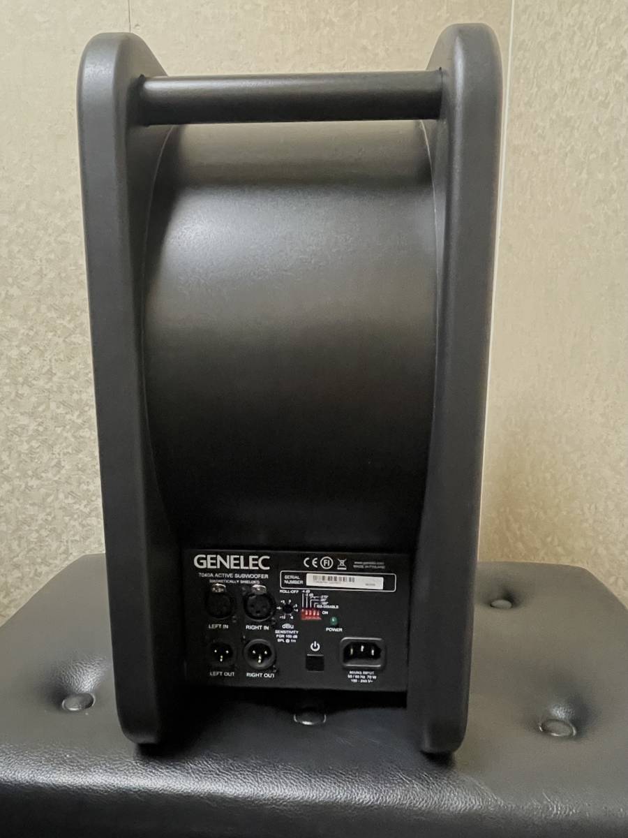 GENELEC GENELEC 7040A パワードサブウーファー 正常動作品 アクティブ