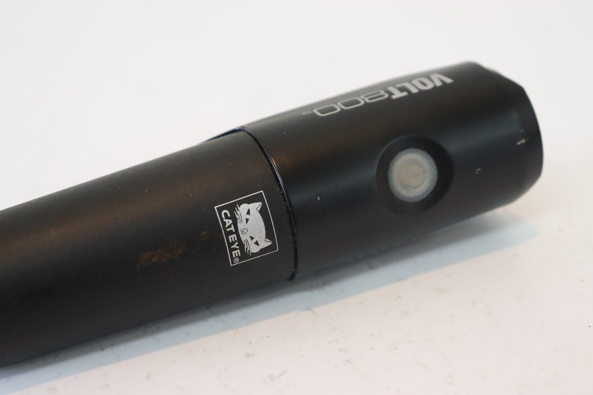 VOLT800 フロントライト キャットアイ(CAT EYE) 自転車用LEDライト 