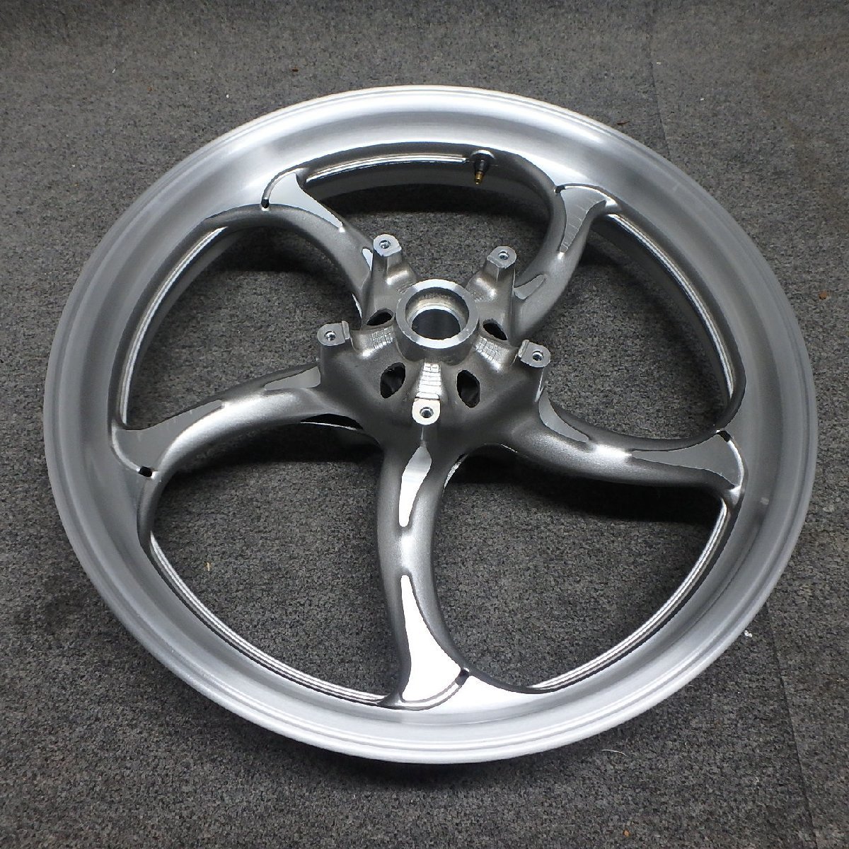 XV1900CU レイダー - Yahoo!オークション ホイール 純正フロント