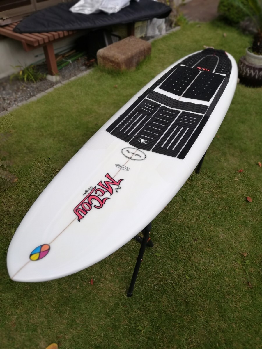 マッコイサーフボード 6.8ft ミッドレングス 新古品 フロント テール