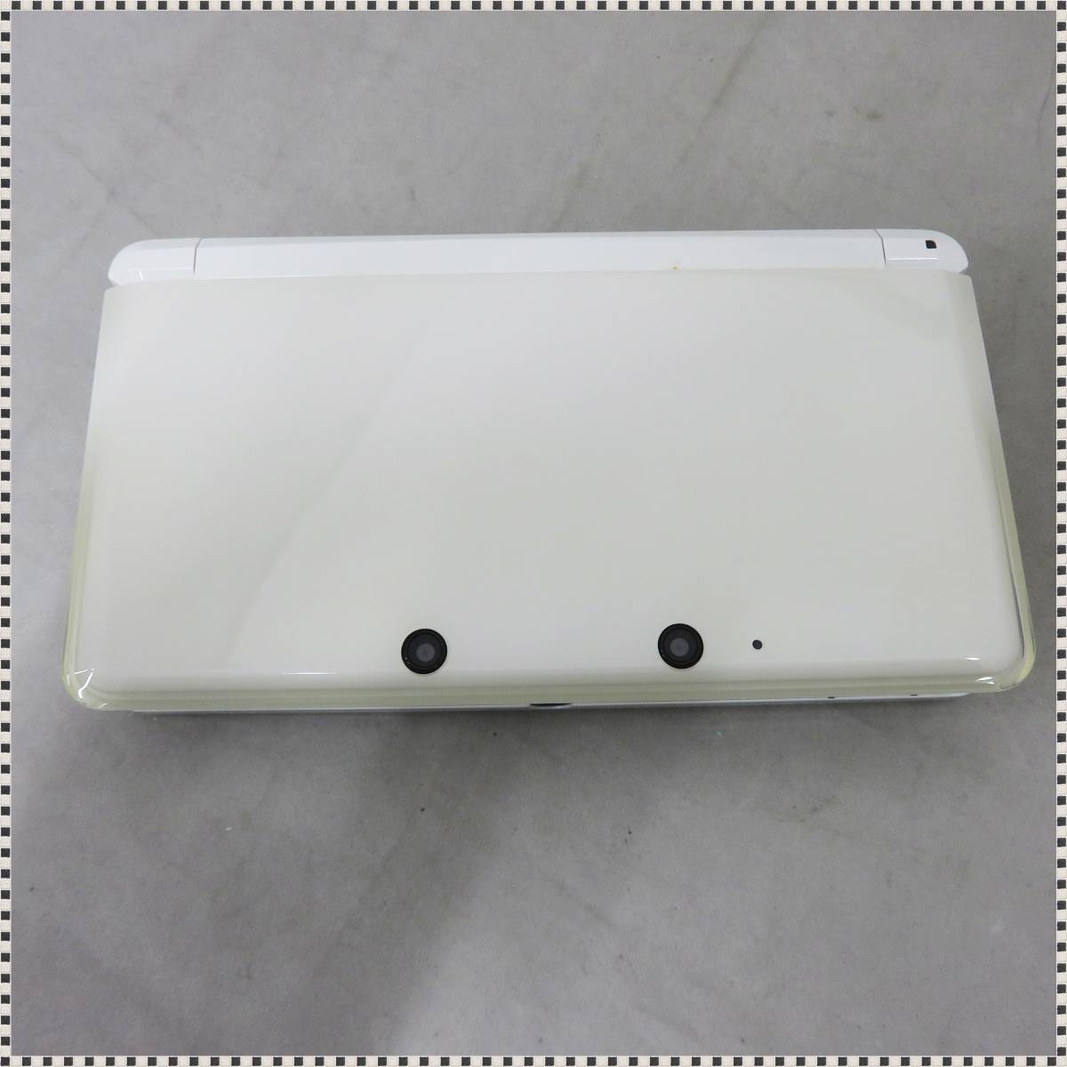 ニンテンドー3DS 本体 アイスホワイト ソフト とびだせ どうぶつの森