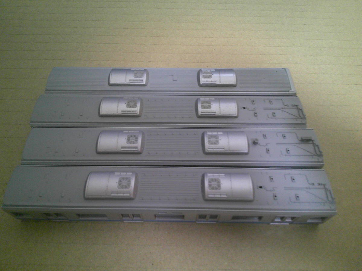 1円スタート 207系 ボディーなどまとめて ジャンク オマケ付き 改造や