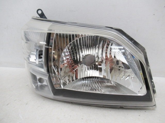 【即決有】 ダイハツ ハイゼット トラック S500P 前期 純正 右 ヘッドライト ハロゲン STANLEY W2714 (n088165)
