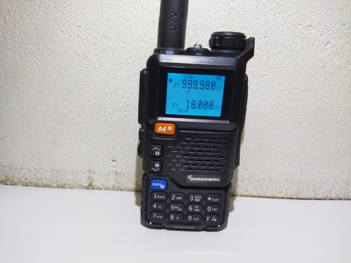 広帯域受信　高感度ハンディアンテナ　AZ-IH 受信機台　JEC社製 絶版品 広帯域受信機 ハンディ 受信機 AOR, LTD