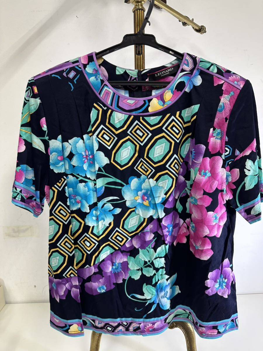 LEONARD レオナール トップス 半袖Tシャツ 花柄 綿100% サイズ 42