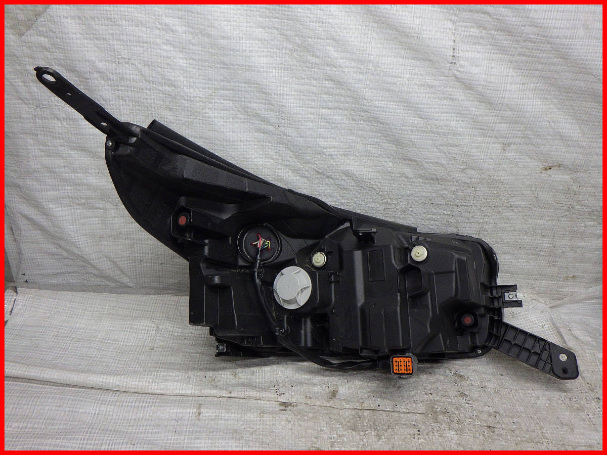 BT5 レガシィアウトバック LED左ヘッドライト左ライト 左 左側 KOITO 100-60457 ヘッドランプ ランプ BT5 ヘッドライト アウトバック 左側 LED左ヘッドライト左ライト レガシィアウトバック左右セット