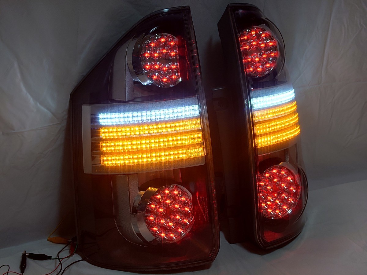 70 ヴォクシー LED テールランプ シーケンシャル 純正 ノア 前期 後期