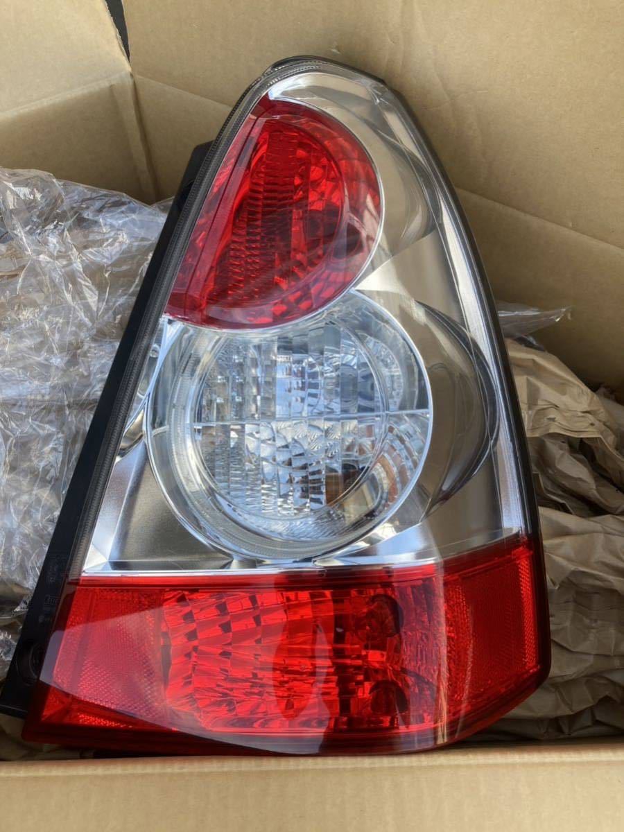 フォレスター SG5 後期 SG5後期純正 テールランプ テールランプ左右