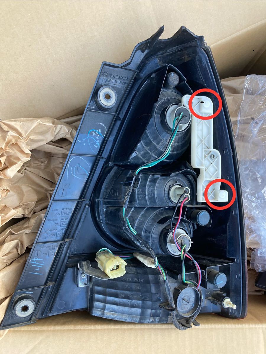フォレスター SG5 後期 SG5後期純正 テールランプ テールランプ左右